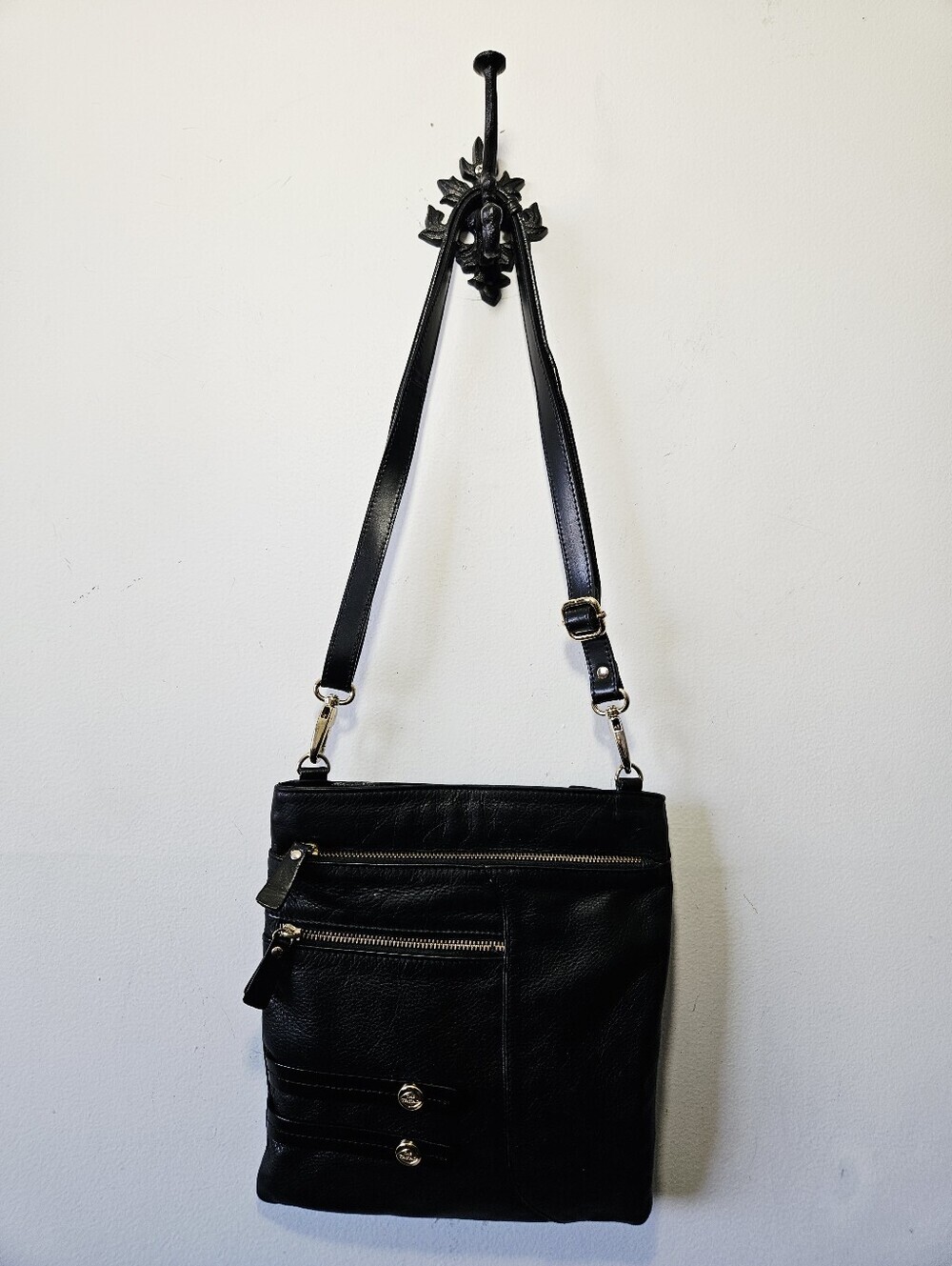 The Trend Crossbody Purse Black Leather Multi Pocket Messenger Bag